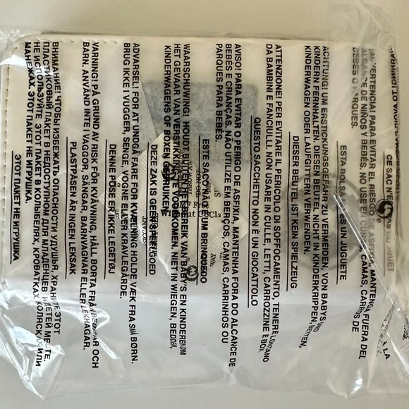 Star Wars Stormtrooper Zip-Around Wallet - Picture 4 of 4